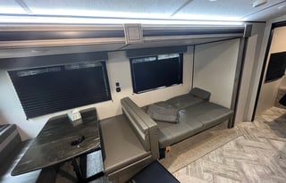 2020 Keystone Bunkhouse RV/ The Windjammer