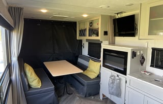 Salem FSX Platinum 270RTKX Toy Hauler