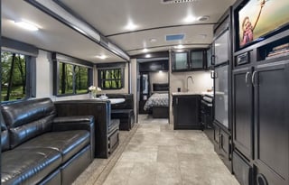 Kaedoe-Stationary RV on the Navajo Nation