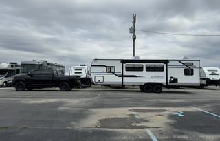 2025 Alpha Wolf Bunkhouse | Sleeps 8 | Deliverable