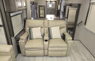 2021 Solitude 375RES-R