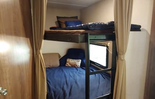 2017 Dutchmen RV Coleman Lantern Series 263BHWE