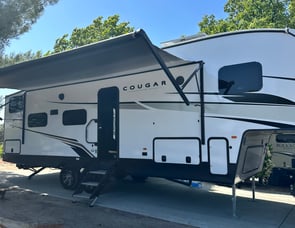 Keystone RV Cougar 27RLS