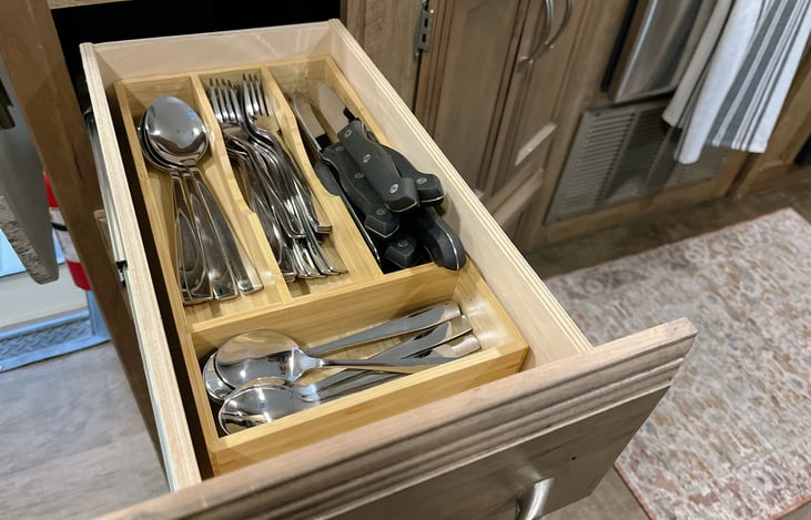utensils for 8 guests including steak knives