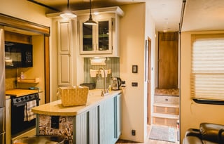 Kid-Approved 3 Bed 2 Bath 5th Wheel with Delivery