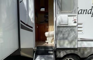 Spacious 5th Wheel, Incredible Bunkroom Floorplan!