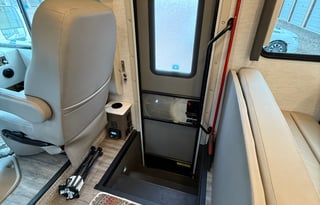 "Moms Fern" Thor Motor Coach 29D