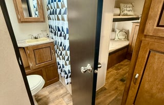 2018 Forest River Salem 30KQBSS **Separate Bunk**