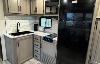 2024 Hideout (Delivery Only)