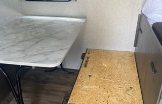 2021 Dutchmen RV Coleman Lantern LT Series 17B