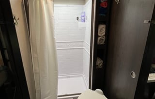 Seasonal Serenity: The Barrel's Blissful Retreat