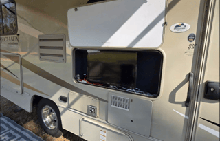 2018 Coachmen Leprechaun YVNC2146