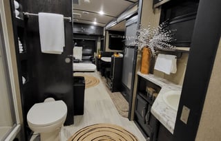 The Couples Retreat, **Pet Friendly**