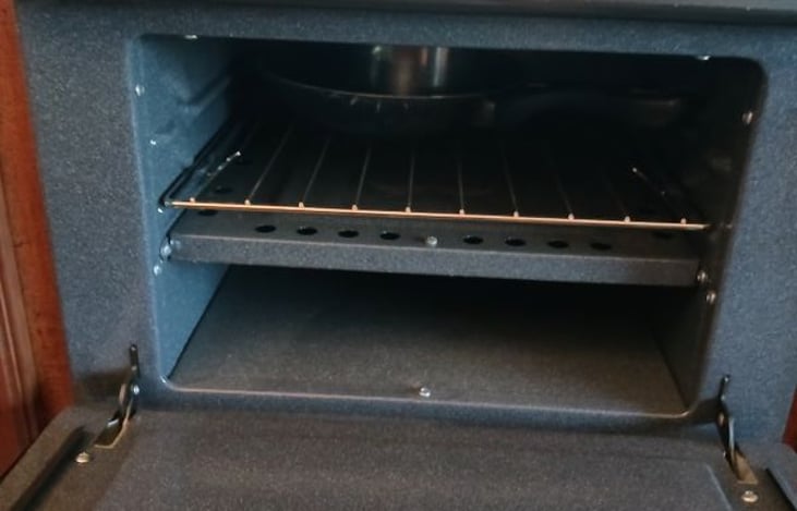 LP oven. Very spacious.