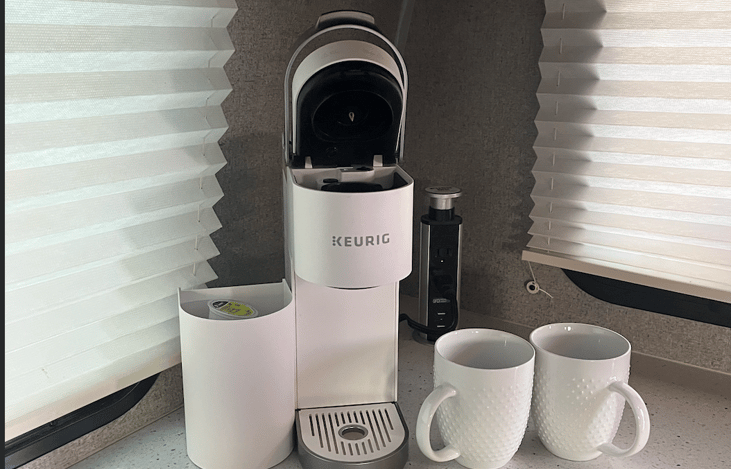 Coffee & Tea included!!☕️