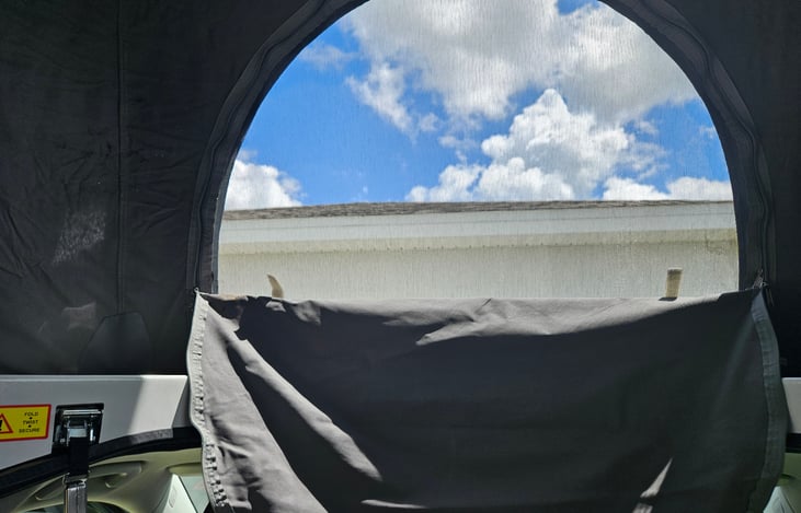 Top raised screen window.