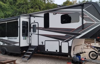 2019 Grand Design Momentum 397TH