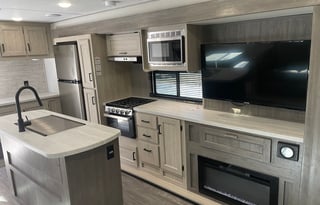 Pet Friendly 2024 Aurora