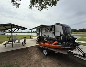 Forest River RV Rockwood Ultra Lite 2618RD