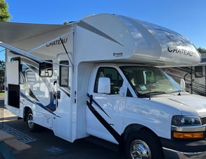 Thor Motor Coach Chateau 22E Chevy