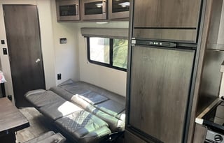 Grand Design Transcend 247BH Travel Trailer Rental