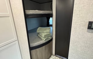 NEW 2025 Jayco Bunkhouse – Sleeps 6, Pet-Friendly