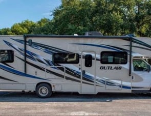 Thor Motor Coach Outlaw 29J