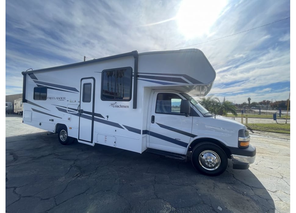 Class C Motor Home rentals in Camarillo