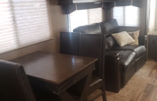 2016 Cruiser Radiance Touring R-32RESL