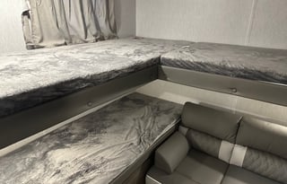 2022 Forest River RV Wildwood X-Lite 273QBXL