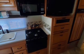 Nice RV for Your Next Great in State Adventure!