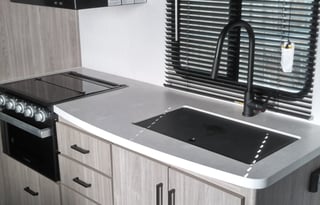 Queen, privacy curtain, bunks! Del. Available!