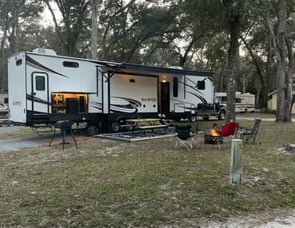 Forest River RV Sabre 38DBQ