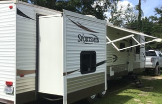 2012 KZ Sportsmen S331BH