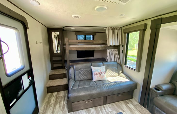 Bunkhouse/Pull down Sofa Bed