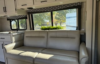 2022 Thor Motor Coach ACE 32.3