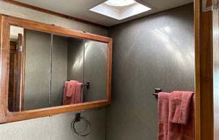 * 2013 Tiffin Allegro Open Road qba with BUNKS *