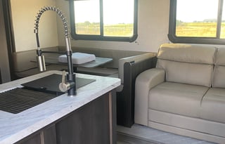 2021 CrossRoads RV Cruiser Aire CR33BHB