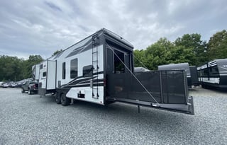 2019 Grand Design Momentum M-Class 349M