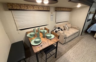2018 Prime Time RV Tracer Breeze 26DBS