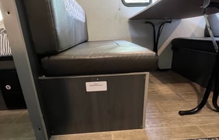 Beep-Beep- family friendly RV-Sleeps5,Bath,kitchen