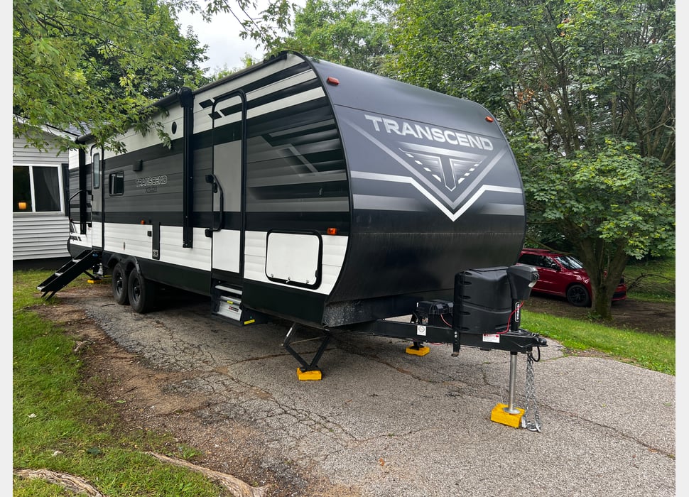 Travel Trailer rentals in New Hudson