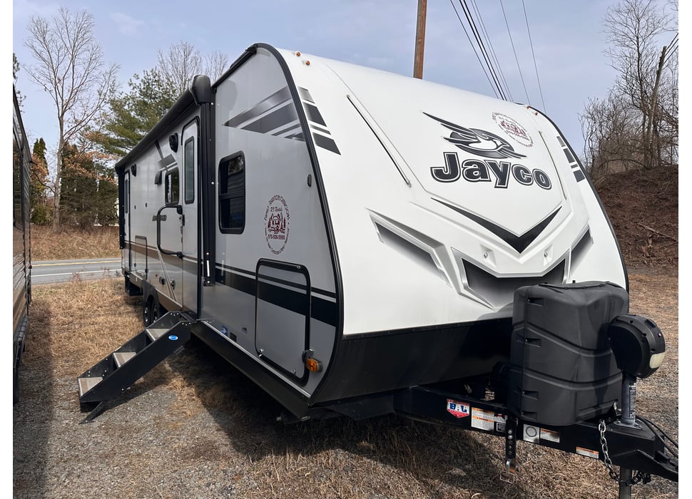 Travel Trailer rentals in Edgewater Park
