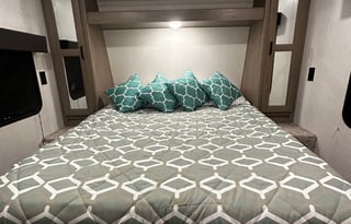 2020 Keystone RV Hideout 28BHS