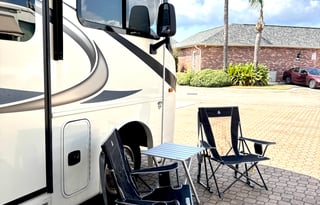 Two Tall Travel Luxury 2022 Entegra Vision 27A