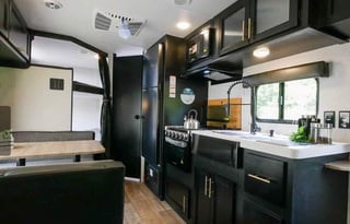 Go camping - Forest River RV Cherokee Grey Wolf
