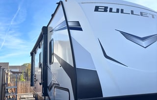 The Cozy Bunkhouse | Sleeps 8 | Delivery + Setup