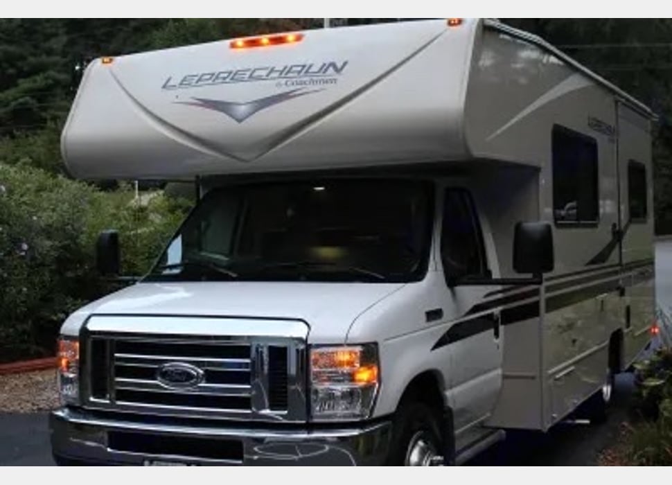 Class C Motor Home rentals in MILLBURY