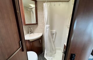 Easy To Drive - 2012 Fleetwood Tioga DSL 25R