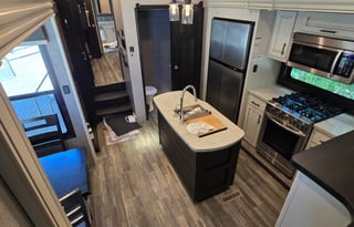 Ultimate in Luxury RV Glamping.  Delivery Only